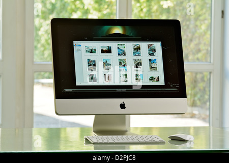 Hamburg, Germany, the new Apple iMac with the iPhoto program Stock Photo
