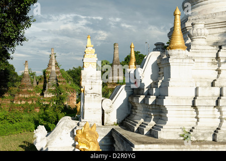 Buddhist monastery, Hsipaw area, Shan State, Republic of the Union of Myanmar (Burma), Asia Stock Photo