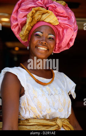 Portrait of a Bahian woman in traditional dress at the Pelourinho district, Salvador (Salvador de Bahia), Bahia, Brazil Stock Photo