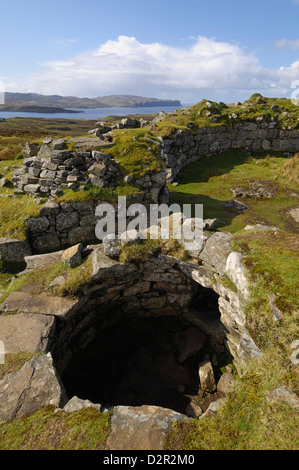 Ancient Iron Age Broch of Dun Beag, Struan, Isle of Skye, Inner Hebrides, Scotland, United Kingdom, Europe Stock Photo