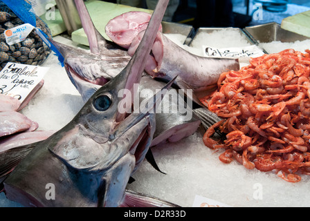 Fish market at Ponte di Rialto, Venice, Veneto, Italy, Europe Stock Photo