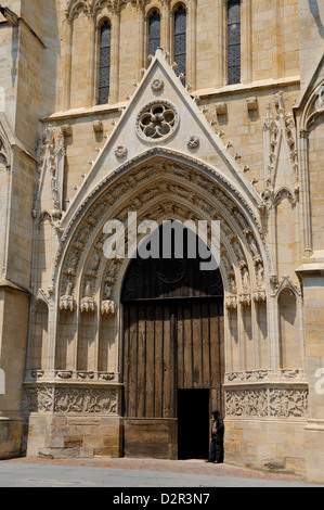 Entrance to Cathedrale Saint Andre (St. Andrews Cathedral), Bordeaux, Gironde, Aquitaine, France Stock Photo