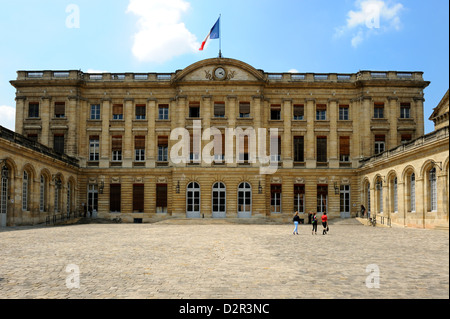 Hotel de Ville (Town Hall), Bordeaux, UNESCO World Heritage Site, Gironde, Aquitaine, France, Europe Stock Photo