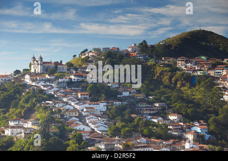 View of Santa Efigenia dos Pretos Church and hillside houses, Ouro Preto, Minas Gerais, Brazil Stock Photo