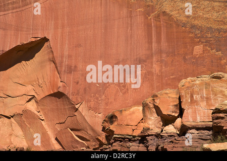 Fremont Indian petroglyphs in Capitol Reef National Park, Utah, United States of America, North America Stock Photo