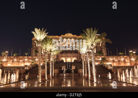 Emirates Palace at night, Abu Dhabi, United Arab Emirates Stock Photo