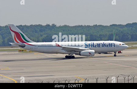 SriLankan Airlines, Airbus A330-243 Stock Photo