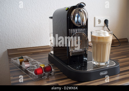 Nespresso delonghi coffee machine hi-res stock photography and images -  Alamy