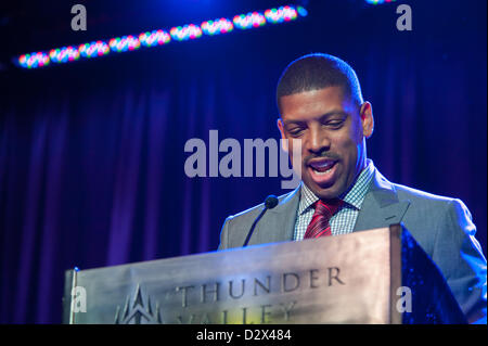 LINCOLN, CA - February 2: Sacramento Mayor Kevin Johnson accepts award at the SSHOF ceremony at Thunder Valley Casino Resort in Lincoln, California on February 2, 2013 Stock Photo