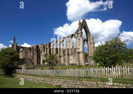 Ruins 12th Century Bolton Abbey Priory, near Skipton, Yorkshire Dales National Park, England Stock Photo