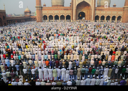 Last day of Ramadan at Jama Masjid in Old Delhi. Stock Photo