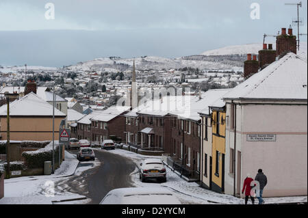 Newry, Northern Ireland, UK, 5th February 2013. Newry residents awake to an unexpected snowfall this morning. Stock Photo