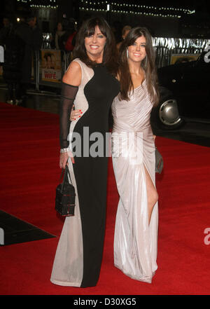 VICKI MICHELLE & LOUISE MICHELLE RUN FOR YOUR WIFE. FILM PREMIERE LONDON ENGLAND UK 05 February 2013 Stock Photo