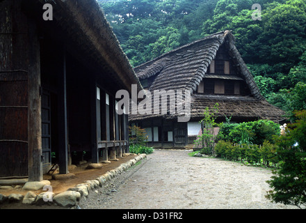 洋書 MINKA: Traditional Houses of Rural Japan Amazon.com: Minka: Traditional Houses of Rural Japan (English and