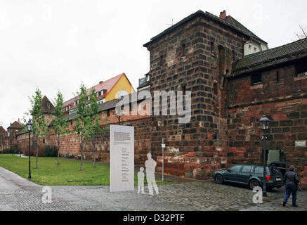 (HANDOUT - PHOTOMONTAGE) An undated photomontage provided by the city of Nuremberg shows the planned imformation board (C) and group of Ginko Trees behind it as a memorial for the victims of the NSU at the Kartaeus Gate in Nuremberg, Germany. The city will inaugurate the monument for the victim's of the NSU terror cell on international day against racism on 21 March 2013. Photo: STADT NUERNBERG (CITY OF NUREMBERG) (ATTENTION: For editorial use only in connection with the current report and with the naming of the full source 'Stadt Nuernberg') Stock Photo