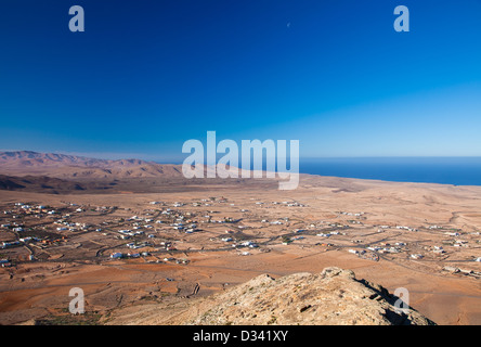 Inland Fuerteventura, village of Tindaya seen from the mountain bearing the same name Stock Photo