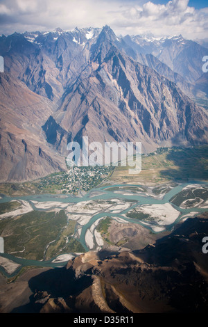 Aerial view of the Tajik-Afghan border near the town of Rushan, Gorno Badakhshan, Tajikistan Stock Photo