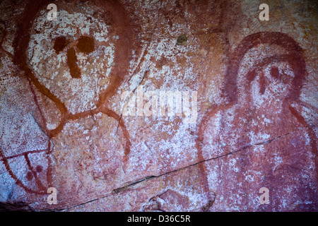 Wandjina figures created by the Worrorra people, Kimberley region, Raft Point, Collier Bay, Western Australia. Stock Photo