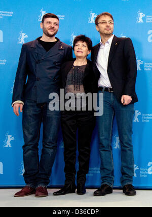 Director Calin Peter Netzer (R-L), actress Luminita Gheorghiu and actor Bogdan Dumitrache pose at a photocall for 'Pozitia Copilului« (Child's Pose) during the 63rd annual Berlin International Film Festival, in Berlin, Germany, 11 February 2013. The movie is presented in competition at the Berlinale running from 07 to 17 February. Photo: Kay Nietfeld/dpa +++(c) dpa - Bildfunk+++ Stock Photo