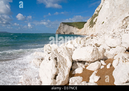 Looking west towards Bat's Head from a vantage point below Swyre Head on the Dorset coast Stock Photo