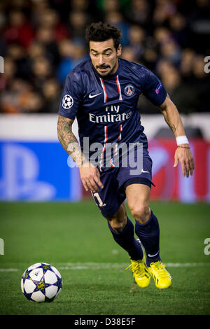 Valencia, Spain. 12th February 2013.   Forward Ezequiel Lavezzi in action during the Champions League game between Valencia and Paris Saint Germain from the Mestalla Stadium. Stock Photo