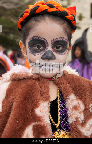 Masque bouche -  France  Masque, Halloween face, Halloween face makeup