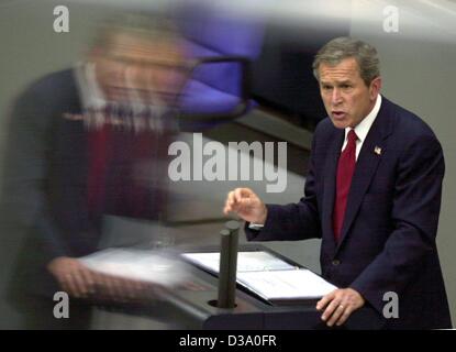 (dpa) - US President George W. Bush delivers his speech in German parliament, the Bundestag, in Berlin, 23 May 2002. He called for a joint European appearance against the 'enemies of freedom'. Bush came on a one-week visit to Europe, Germany being his first stop. Stock Photo