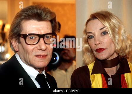(dpa files) - French fashion designer Yves Saint Laurent and Loulou de la Falaise, designer and YSL's muse and counsellor of many years, pictured at the Haute Couture fashion shows in Paris, 11 July 2001. Stock Photo