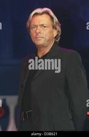 (dpa files) - German fashion designer and entrepreneur Otto Kern, pictured in Mannheim, 14 October 2000. Stock Photo