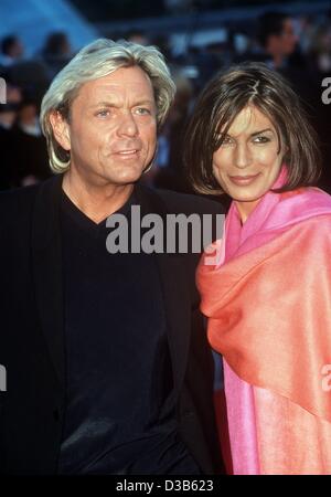 (dpa files) - German fashion designer and entrepreneur Otto Kern and his girlfriend Dana Philippo arrive at the 'Laureus Sports Awards' show in Monte Carlo, 22 May 2001. Stock Photo