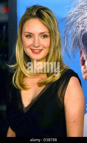 (dpa) - US actress Hope Davis arrives at the premiere of her new movie 'About Schmidt' in Beverly Hills, California, 12 December 2002. Stock Photo