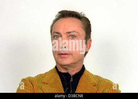 (dpa files) - German actor Udo Kier, pictured in Cologne, Germany, 1 February 2001. Kier was born in Cologne on 14 October 1944, and after starting his career as an actor in England he played his first lead in Morrissey's x-rated movies 'The Flesh of Frankenstein' and 'Blood for Dracula' in the 1970 Stock Photo