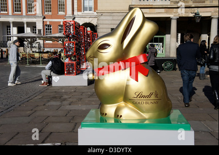 A Lindt gold bunny at the Big Egg Hunt, Covent Garden, London, England Stock Photo