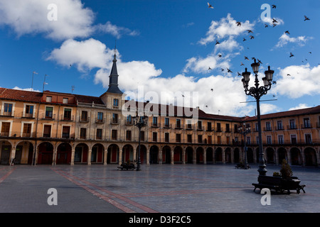 Plaza Mayor (main square) in Leon, Castilla y Leon, Spain Stock Photo
