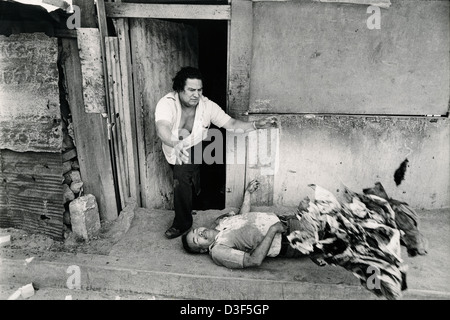 CUSCATANCINGO, SAN SALVADOR, EL SALVADOR,  28th March 1982: A tailor, killed in the crossfire in battle between army and guerillas. Stock Photo