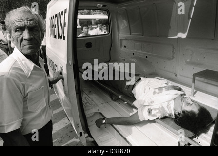 SAN SALVADOR, EL SALVADOR, May 1986 Jose Mendez, secretary general of ANEPES, a postal workers union, was shot dead by unknown assailants on his way to a meeting with President Duarte. Stock Photo