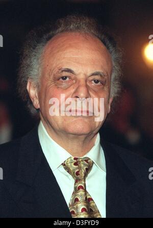 (dpa files) - US conductor Lorin Maazel pictured in Munich, 13 February 1997. Lorin Maazel was born on 6 March 1930 at Neuilly (Paris), France, of American parents. He was brought up and educated in the United States and at the age of only seven, he was invited by Toscanini to conduct the N.B.C. Symphony, and subsequently led the New York Philharmonic in summer concerts at Lewisohn Stock Photo