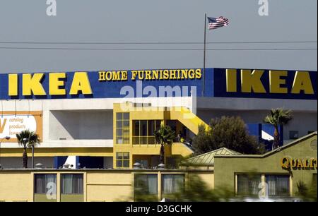 (dpa) - A view of the Swedish furniture store chain IKEA in Los Angeles, USA, 29 July 2004. Stock Photo