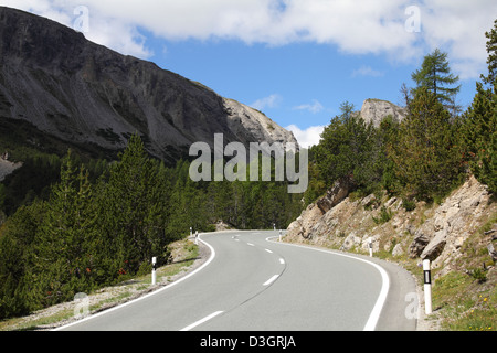 Road to Ofenpass (other name: Fuorn pass) in Val Mustair valley of canton Grisons (Graubunden), Switzerland. Stock Photo