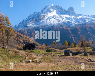Aiguilles Verte et Du Dru, Le Planet, Chamonix, Haute Savoie, France Stock Photo