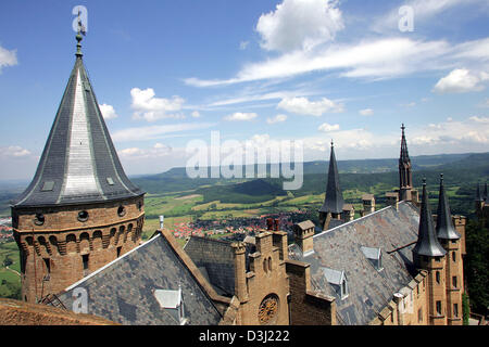 (dpa) - View over the castle Hohenzollern pictured 15 June 2005. The castle Hohenzollern is the ancestral seat of the prussian-brandenburgian as well as the baronial-catholic line of the house Hohenzollern. It is one of the most beautiful and visited castles of Europe. Already emperor Wilhelm II admired the spectacular view over the Swabian mountains: The view of the castle Hohenzo Stock Photo