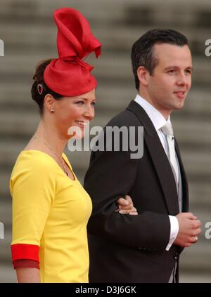 (dpa) - Princess Maertha-Louise of Norway (L) and husband Ari Behn smile as they arrive at the Almudena Cathedral for the wedding of Spanish crown prince Felipe and Letizia Ortiz in Madrid, Spain, Saturday 22 May 2004. Stock Photo
