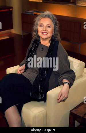 (dpa) - German actress Hanna Schygulla ('The Marriage of Maria Braun', 'Effi Briest', 'The Clown') smiles in a picture taken during a German TV show in Cologne, Germany, 15 March 2005. Stock Photo