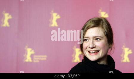 (dpa) - German actress Julia Jentsch (plays Sophie Scholl) arrives for the presentation of the German competition film 'Sophie Scholl - Die letzten Tage' (sophie scholl - the last days) during the 55th Berlinale international film festival in Berlin, Germany, 13 February 2005. A total of 21 films compete for the Golden and Silver Bear prizes at the Berlinale. Stock Photo