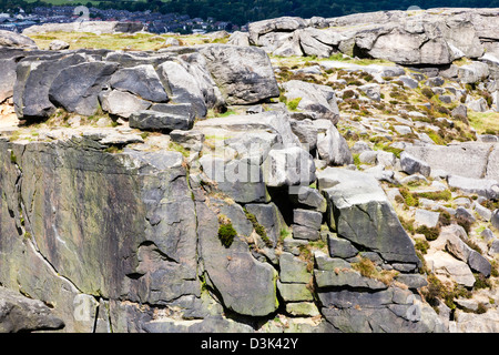 Detail of the rocks and fissures at the Hangingstone Rocks, Ilkley Moor, West Yorkshire, UK Stock Photo