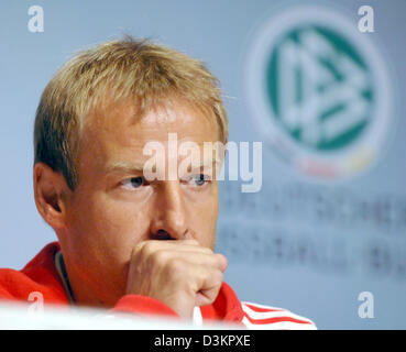 (dpa) - Juergen Klinsmann, head coach of the German national soccer team, speaks during a press conference in Rotterdam, Netherlands, Tuesday, 16 August 2005. The German Soccer Federation (DFB) invited journalists for a brief on the upcoming test match between Germany and the Netherlands at the 'De Kuip' stadium in Rotterdam on Wednesday, 17 August 2005. Stock Photo