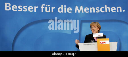 (dpa) - CDU chairwoman Angela Merkel holds a press conference after the party's management board meeting in Berlin, Germany, Monday 26 September 2005. The politicians met at the party's headquarter Konrad-Adenauer-Haus to discuss the strategy for the ongoing exploratory talks with the Socialdemocratic party SPD. Photo: Peer Grimm