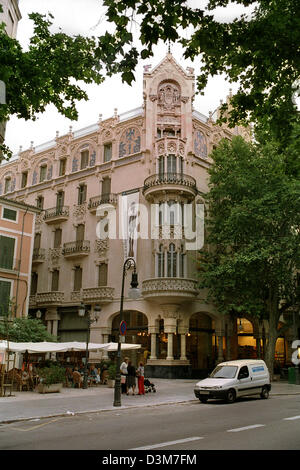 (dpa file) - The photo shows the former Gran Hotel at the Placa Weyler in Palma, Spain, 15 June 2004. A culture center and a museum for Mallorcian painting are located in it since the renovation through the La Caixa bank in 1993. Photo: Thorsten Lang Stock Photo