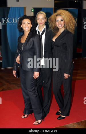 The Members Of The Pop Group Tic Tac Toe Jazzy Lee Und Ricky L R the-members-of-the-pop-group-tic-tac-toe-jazzy-lee-und-ricky-l-r