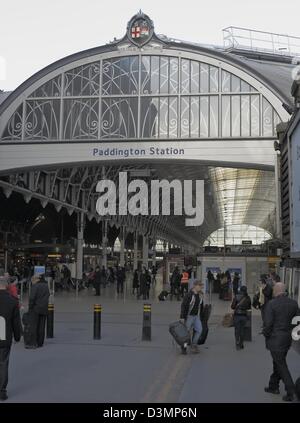 Paddington Station entrance Praed Street London England Stock Photo